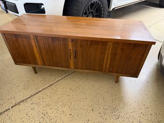 Vintage Lane Aroma-Tite Cedar Chest