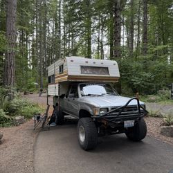 1979 Northland 6 1/2ft Slide in Camper