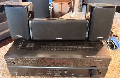 Yamaha RX-V379 & Remote - Natural Sound 5.1-AV Receiver - 4K HD Bluetooth Black