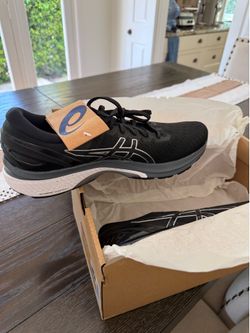 Brand new ASICS tennis shoes