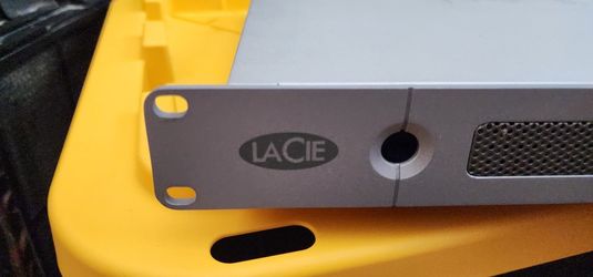 LACIE 4TB Windows Embedded NAS