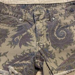 Short Size 8