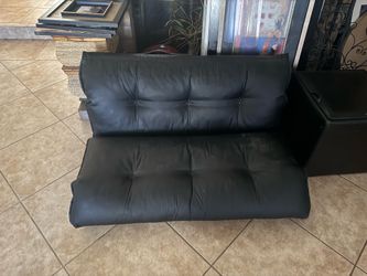 A couch bed
