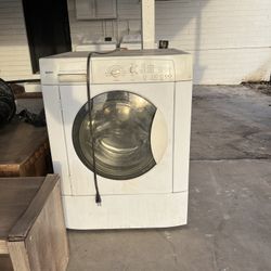 Kenmore Washing machine for clothes 