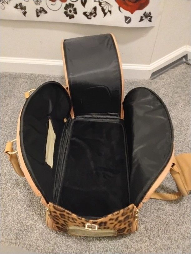 Basically New Puppy Carrier