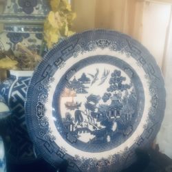 Two Beautiful Blue And White Plates Vintage Rare New