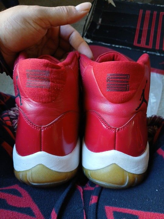 Jordan 11 Retro(ALL RED)