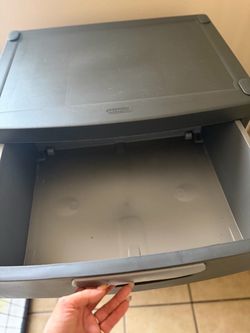 Sterilite Plastic Storage Drawer Unit