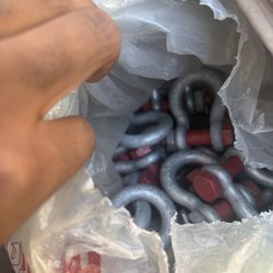 Tow hook bag and hooks
