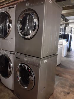 LG front load washer and matching electric dryer in excellent conditions