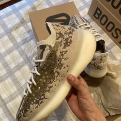 Adidas Yeezy Boost 380 Pyrite Size 9.5 Mens