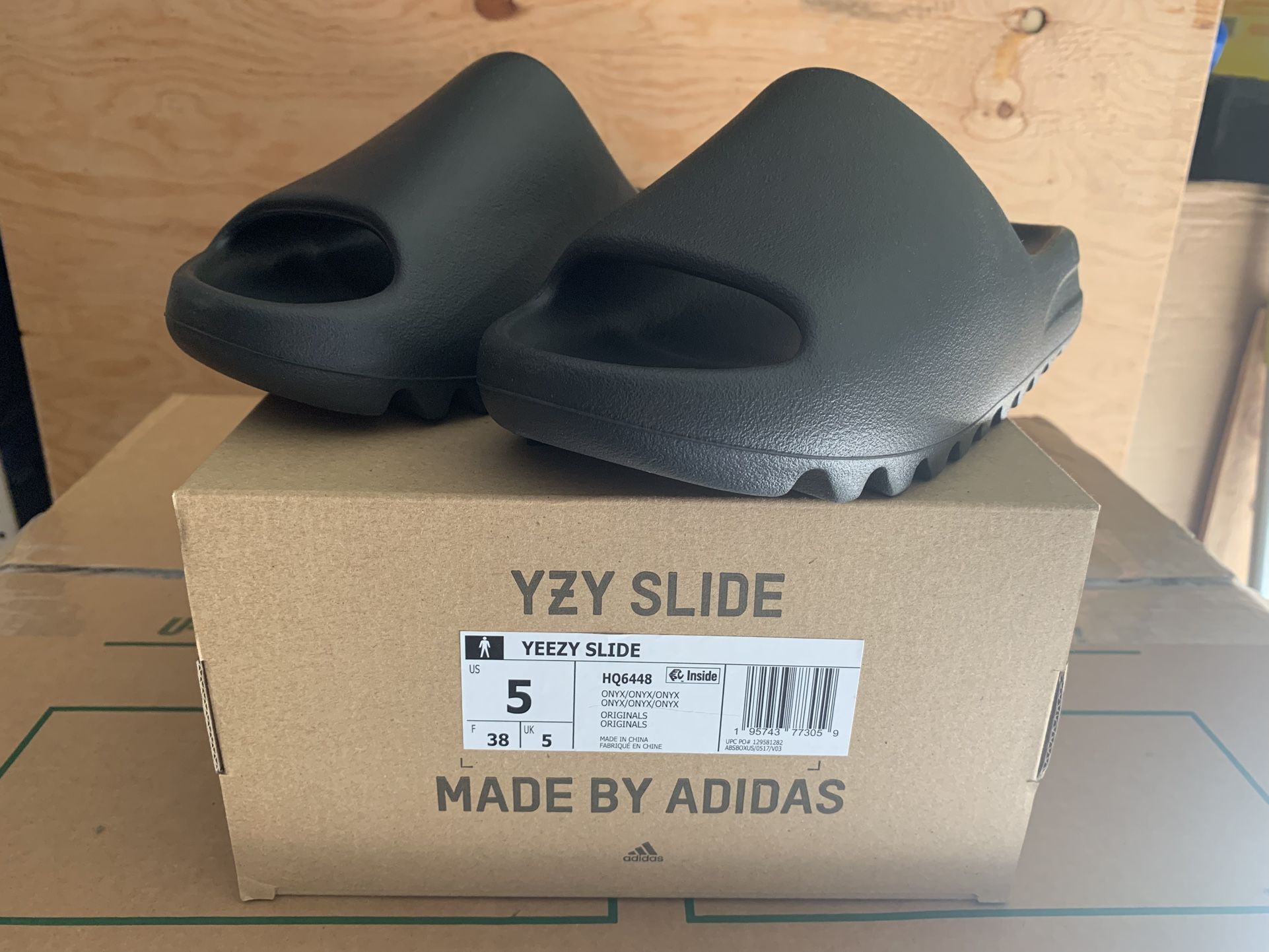 adidas gazelle silver green womens Yeezy Slide Earth Brown