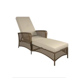 Chair Lounge Beautiful Classy, Brand New Sealed Very Pretty 