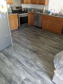 Trabajo de piso laminado