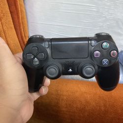 PlayStation 4 Dualshock 4 Wireless Controller Black (read The Description Before U Ask Questions Please)