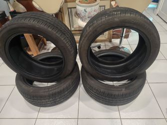 4 Tires 275 45ZR20 inch. Landspider CITYTRAXX H/P All Season.  Dot April 2024. Tread around 95%,