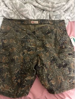 Shorts size 44,42 there is 6 pair of shorts $10 each