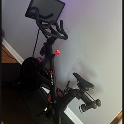 Peloton Bike 