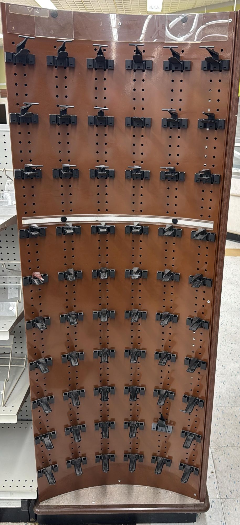 Fixture For Retail