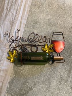 Metal Wire Wine Bottle Wall Holder