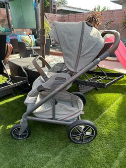 LIKE NEW Nordstrom Exclusive Nuna Mixx Next Stroller With Car Seat Adapter & Reversible Insert