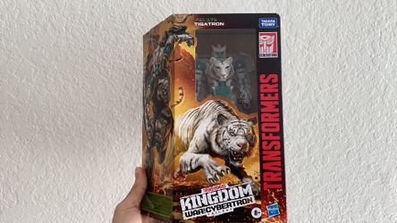 Transformers kingdom voyager class tigatron