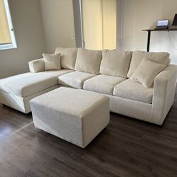 🔥brand New Cream Sectionals With Free Ottoman