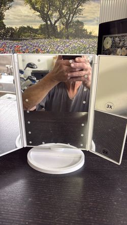 Small vanity mirror