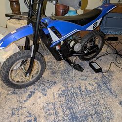 Razor M125 2 Electric Dirt Bike