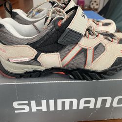 New Shimano SH-WM40 Mountain Bike Shoes Sz 5.5 