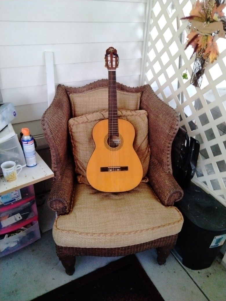 Classic Guitar 