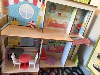 Doll house