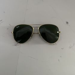 Ray-Ban Aviator Sunglasses