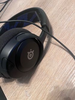 Gaming headphones