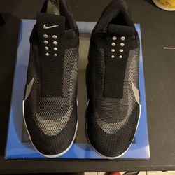 NIKE ADAPT BB