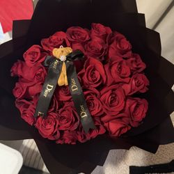 Flowers/ roses / Ramos Buchon / Valentine’s Day 