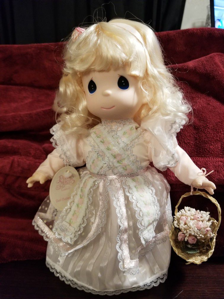 Precious Moments Doll Janelle