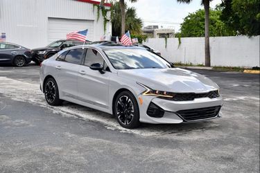 2022 Kia K5