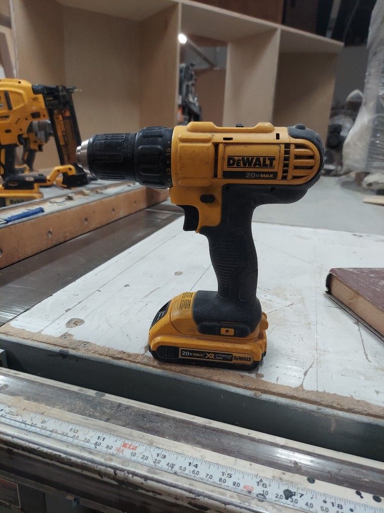 Taladro Dewalt