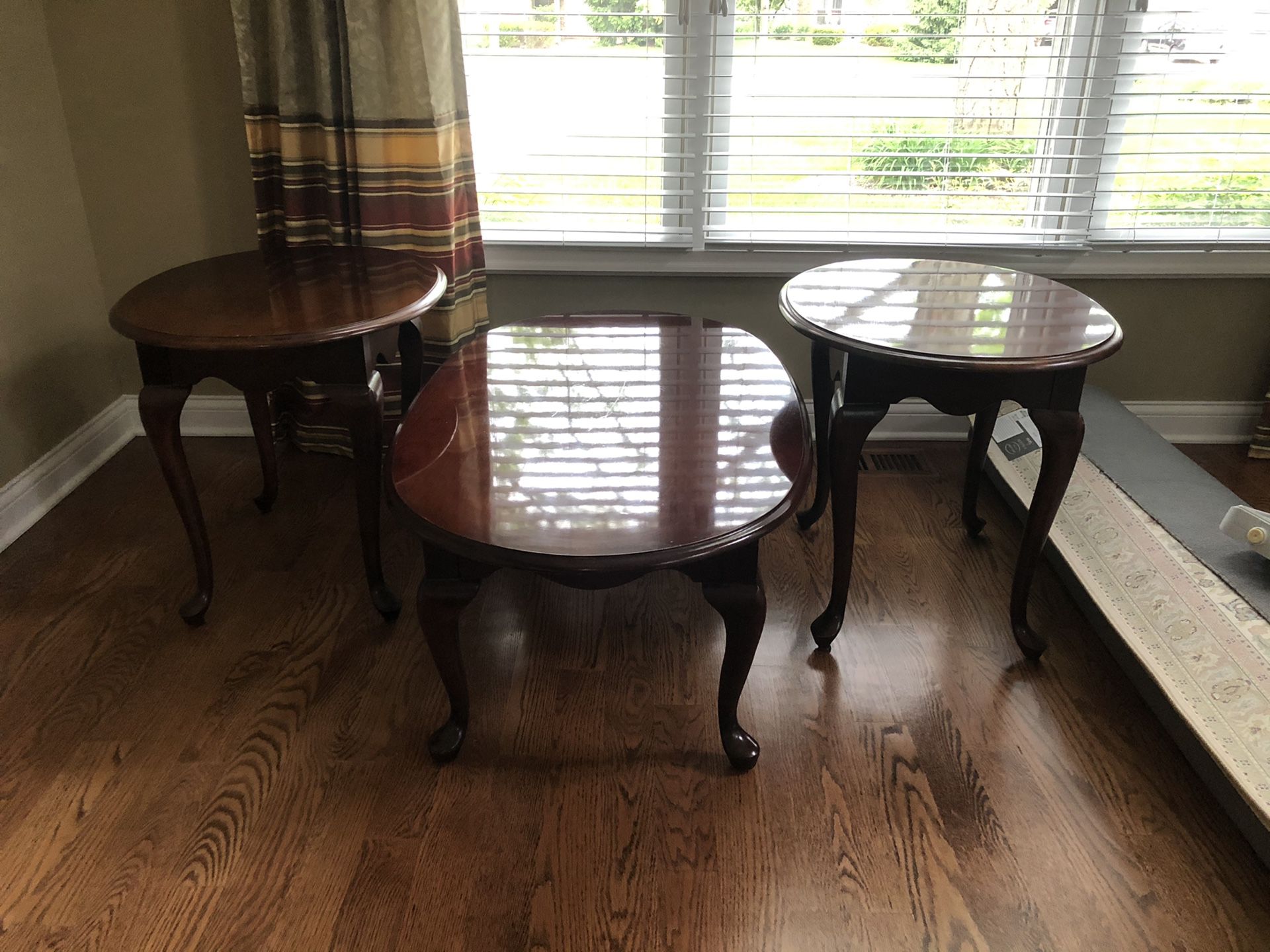 thomasville end table and coffee table set