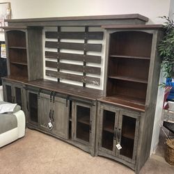 5 Pcs Rustic Entertainment