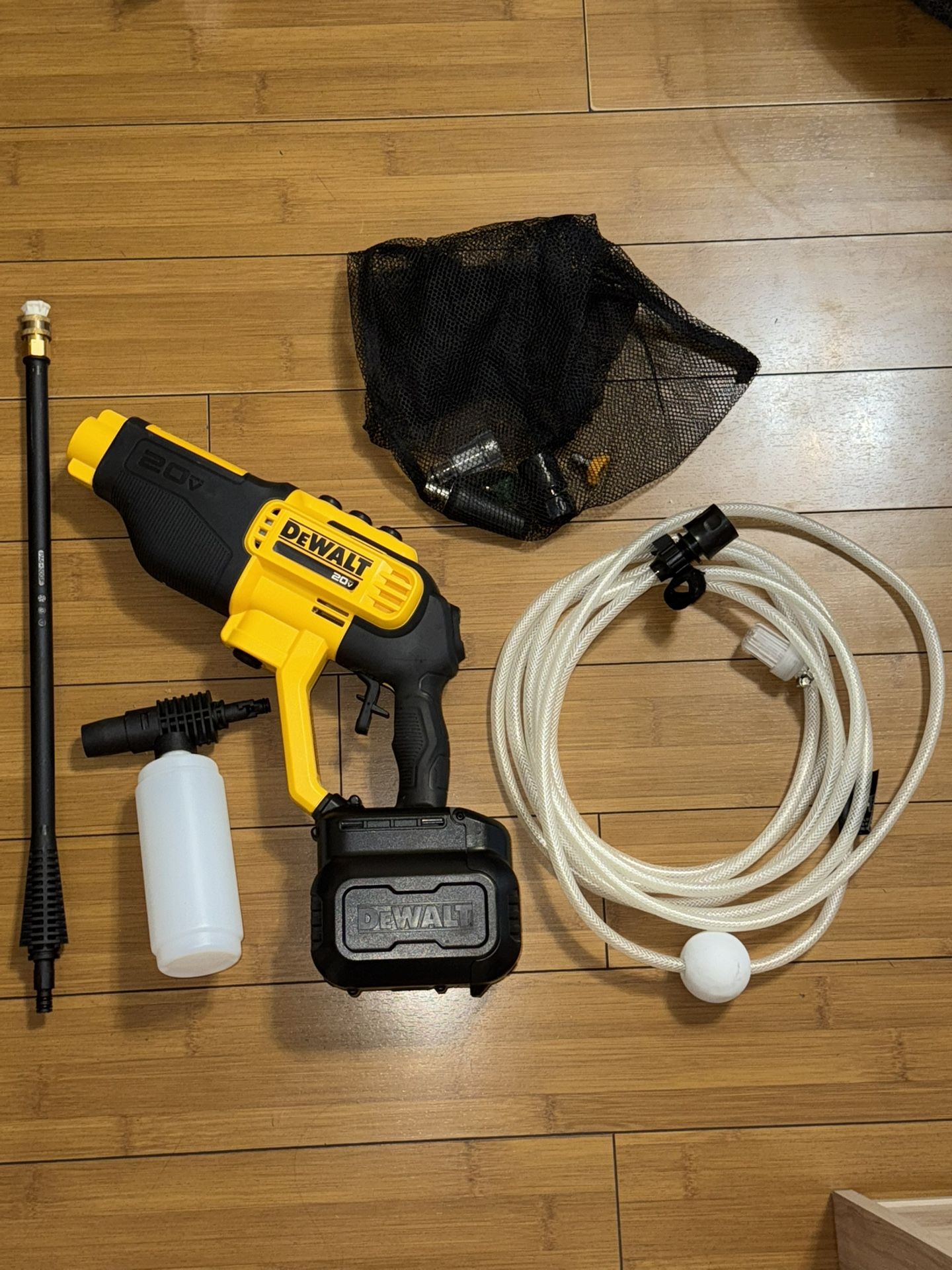 DEWALT 20V Power Cleaner