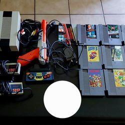 Nintendo Nes Console Bundle 
