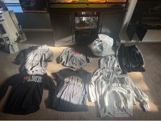 Clothes M-L name brand bundle