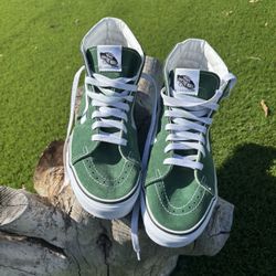 Vans Hi Tops Green Suede 