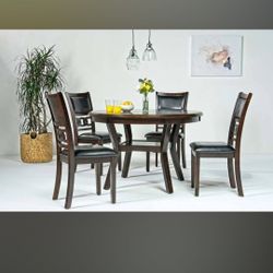 Table And Chairs 