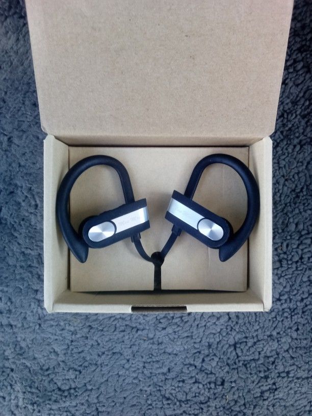 Wired Bluetooth Earbuds