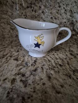 Pottery Barn Comet Creamer
