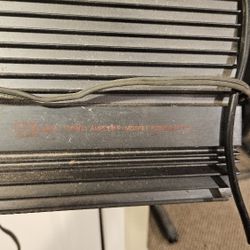 2 70 WATT CAR AMPS