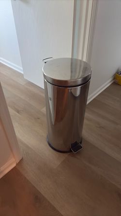 Stainless Steel Step Trash Can